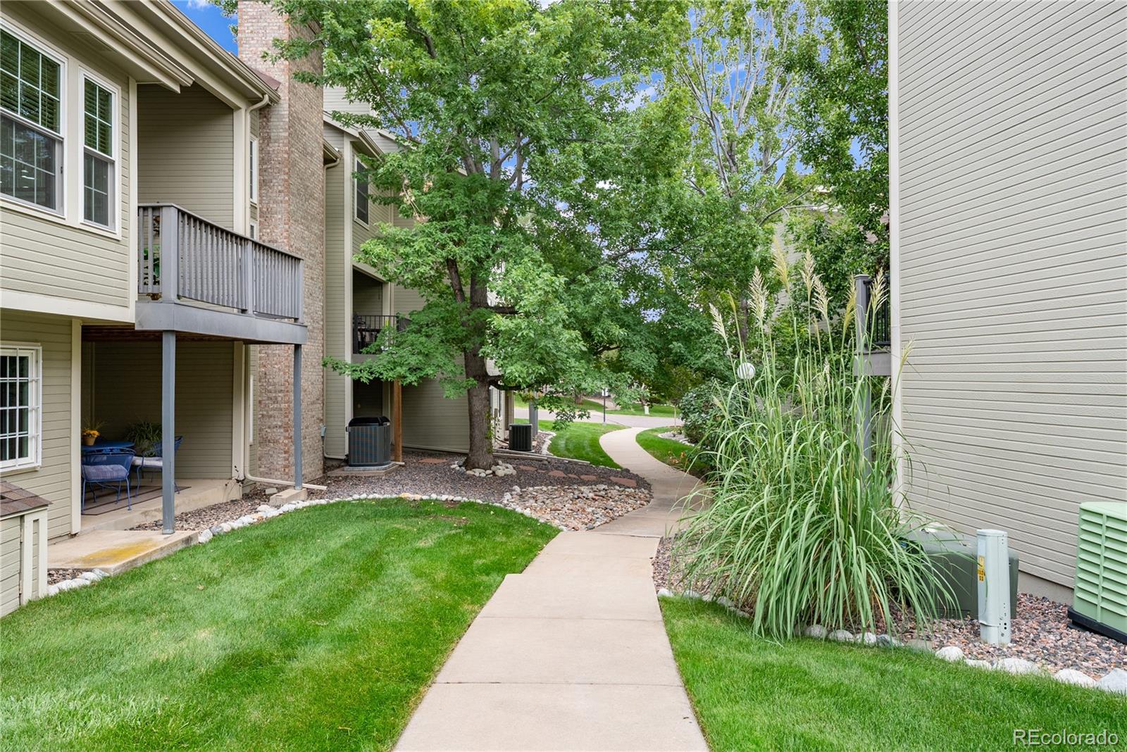 MLS Image #32 for 1576 e nichols circle,centennial, Colorado