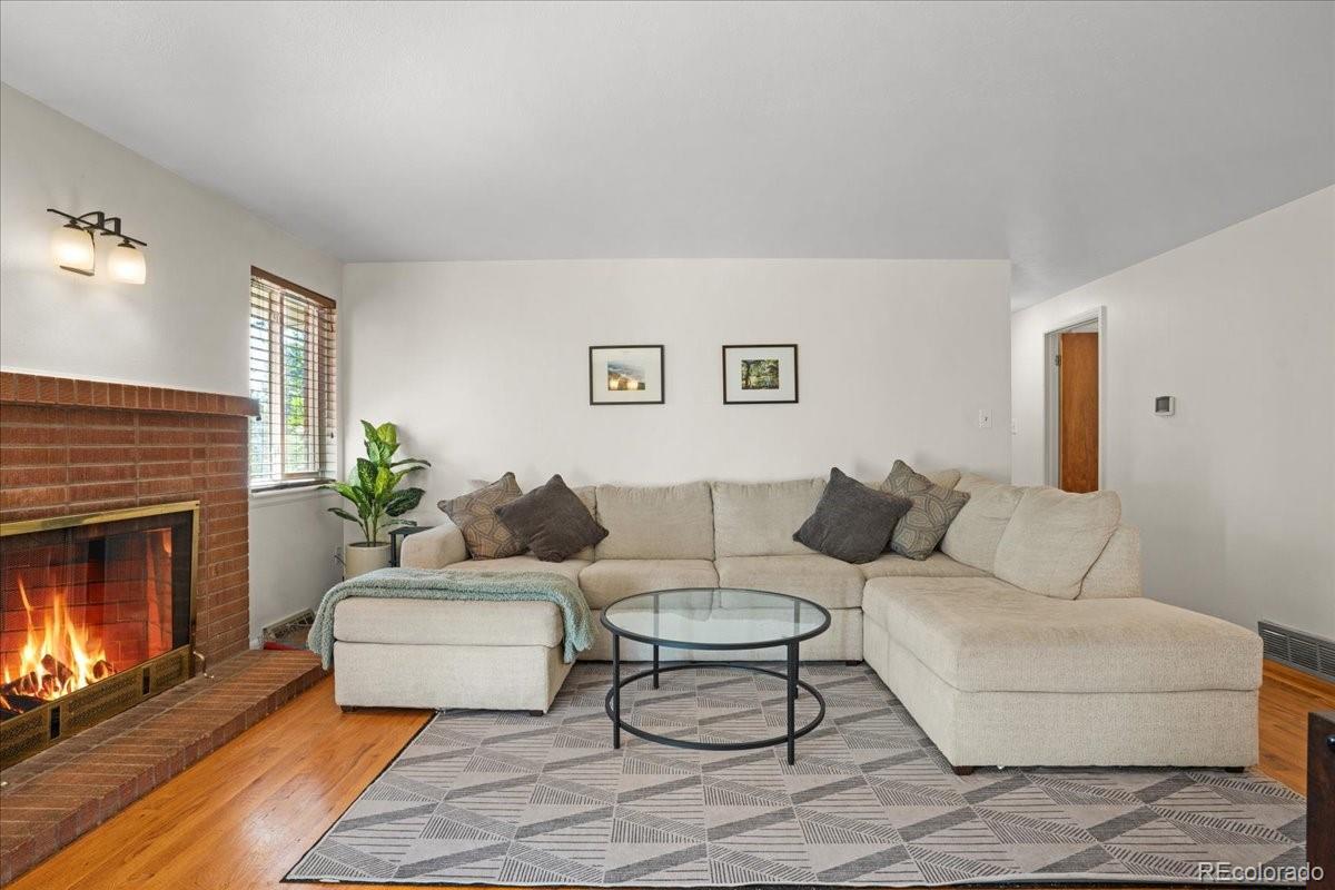 MLS Image #14 for 3062 s hobart way,denver, Colorado