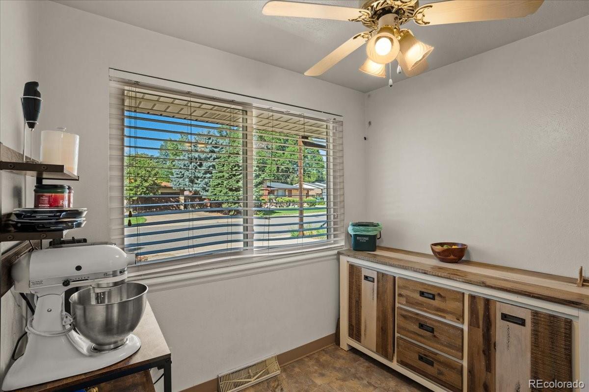MLS Image #25 for 3062 s hobart way,denver, Colorado