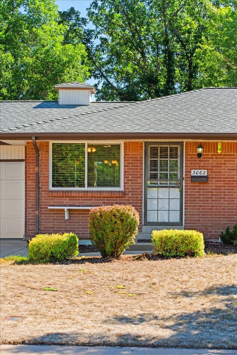 MLS Image #3 for 3062 s hobart way,denver, Colorado