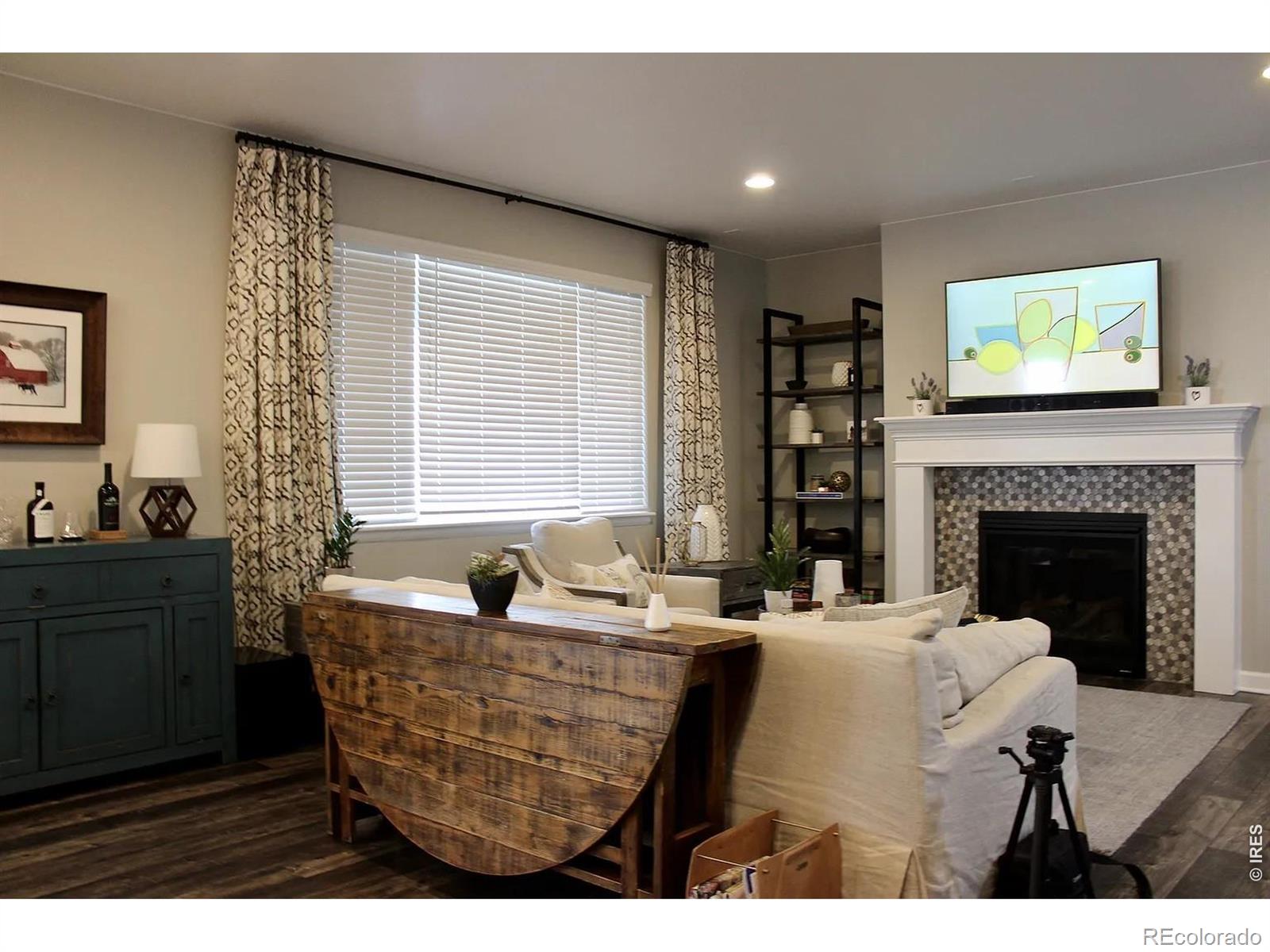 MLS Image #4 for 4541  prairie river court,firestone, Colorado