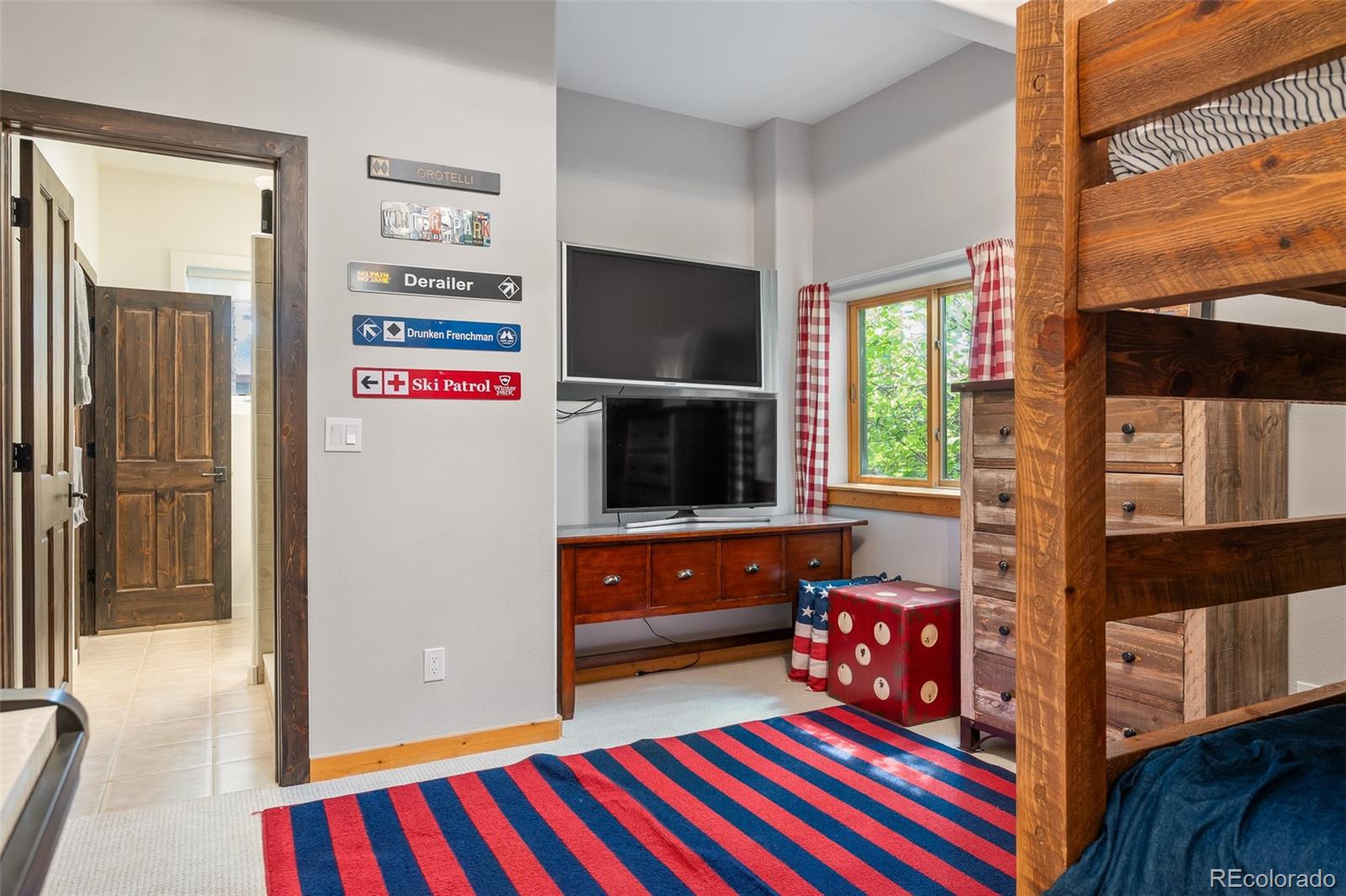 MLS Image #37 for 764  elk trail,winter park, Colorado