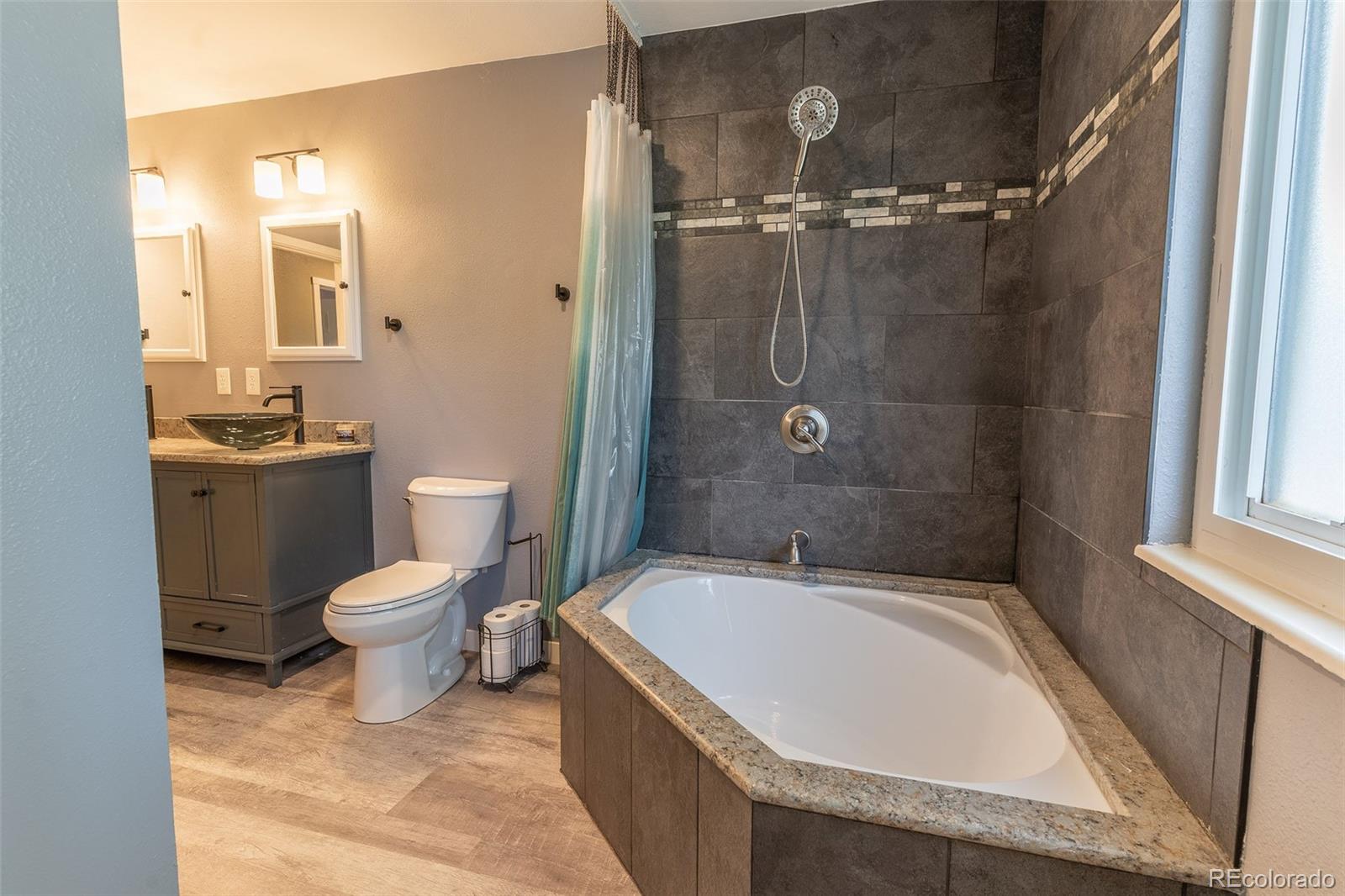 MLS Image #24 for 4912 s xenon court,morrison, Colorado