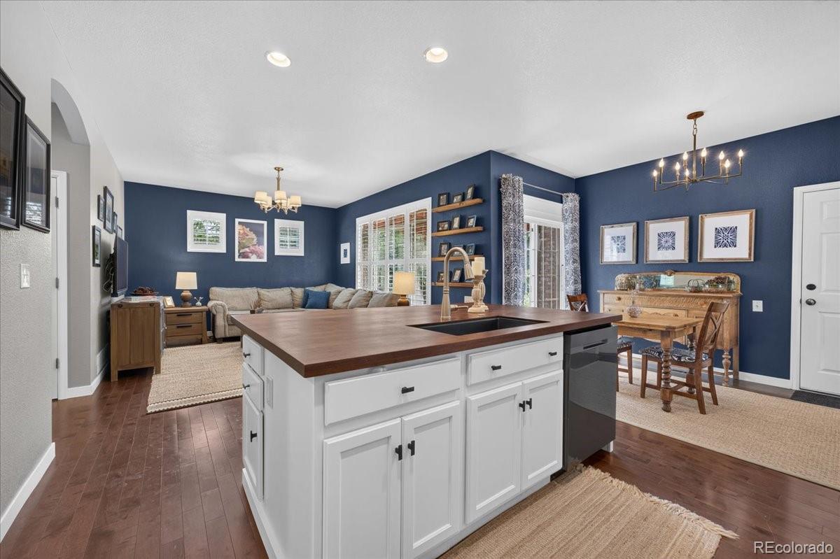 MLS Image #16 for 159  poplar street,denver, Colorado