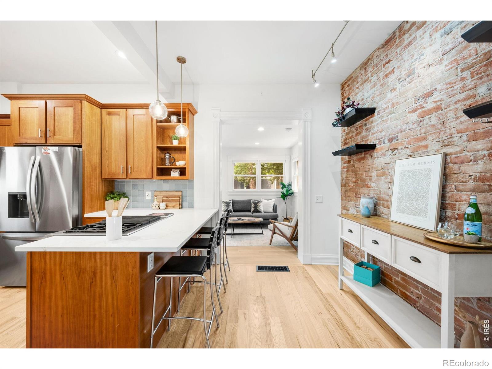 MLS Image #1 for 30 s grant street,denver, Colorado