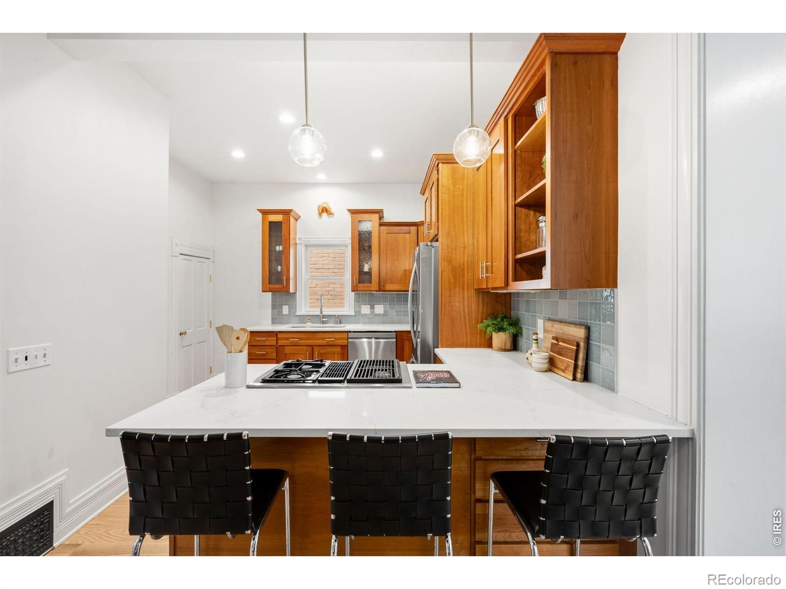 MLS Image #17 for 30 s grant street,denver, Colorado