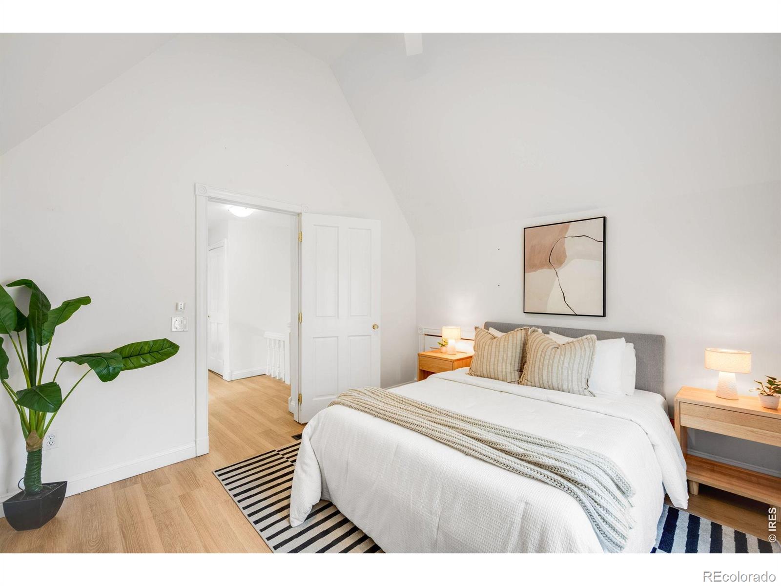 MLS Image #24 for 30 s grant street,denver, Colorado