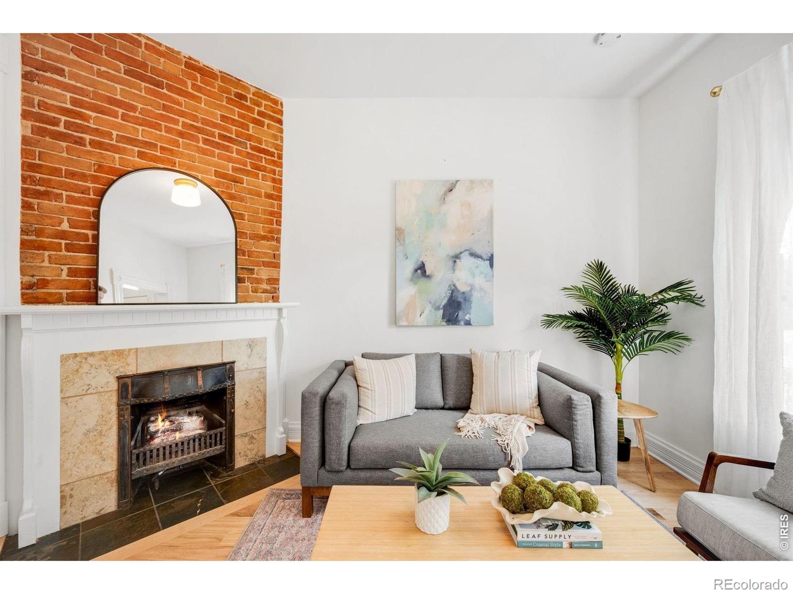 MLS Image #30 for 30 s grant street,denver, Colorado