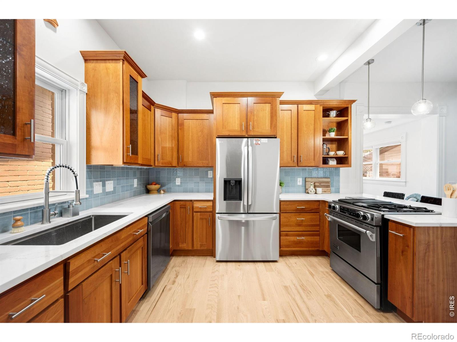 MLS Image #4 for 30 s grant street,denver, Colorado