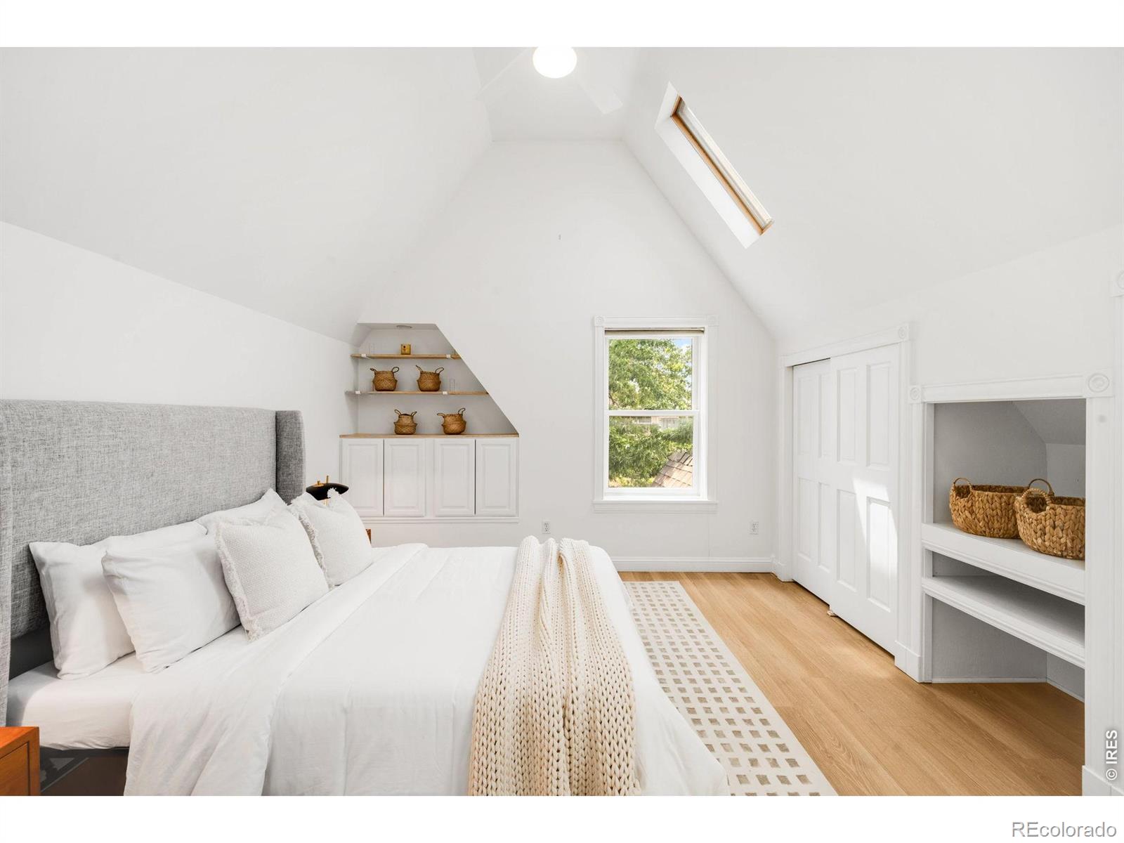 MLS Image #6 for 30 s grant street,denver, Colorado