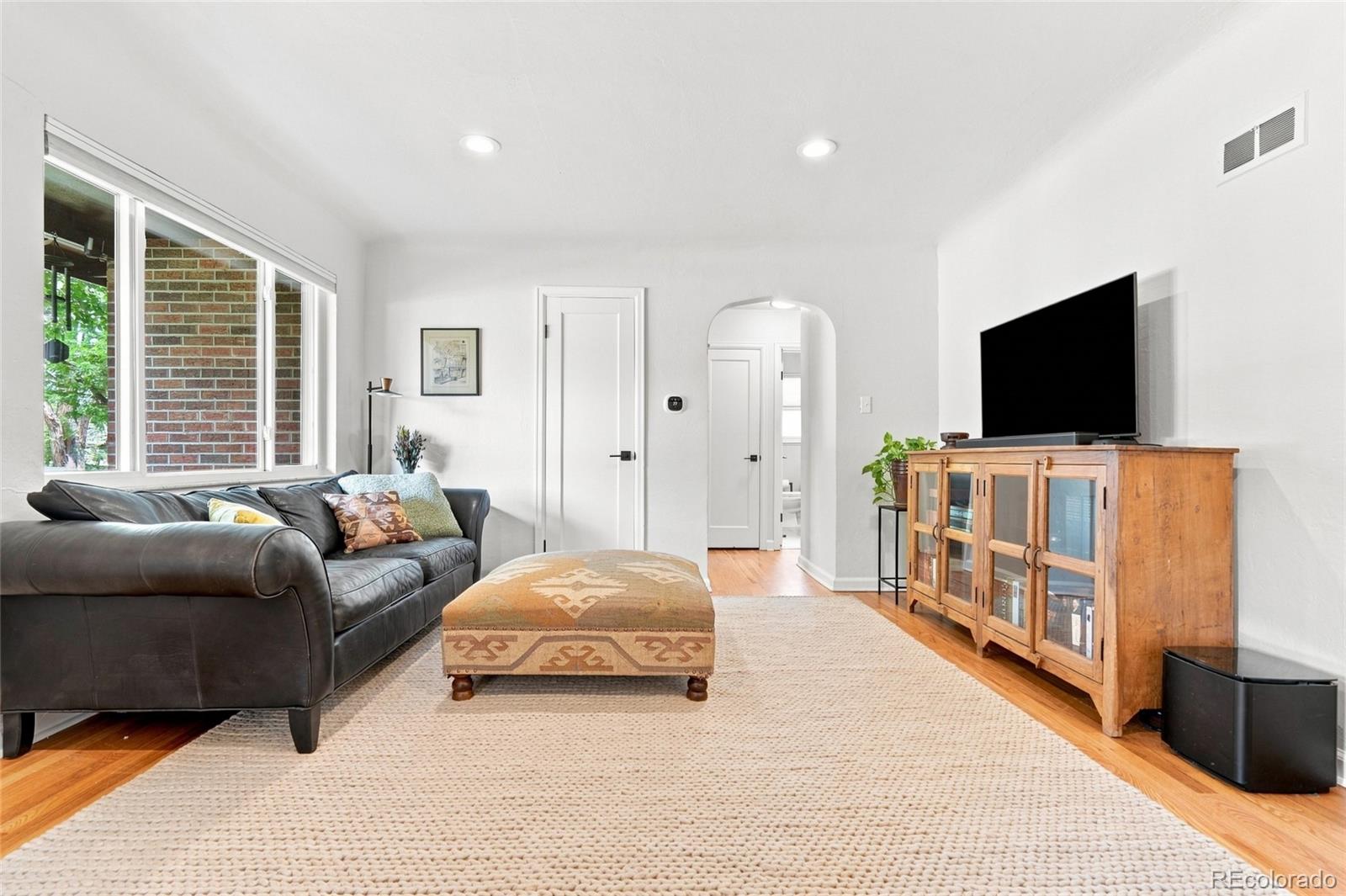 MLS Image #5 for 2686 s gilpin street,denver, Colorado