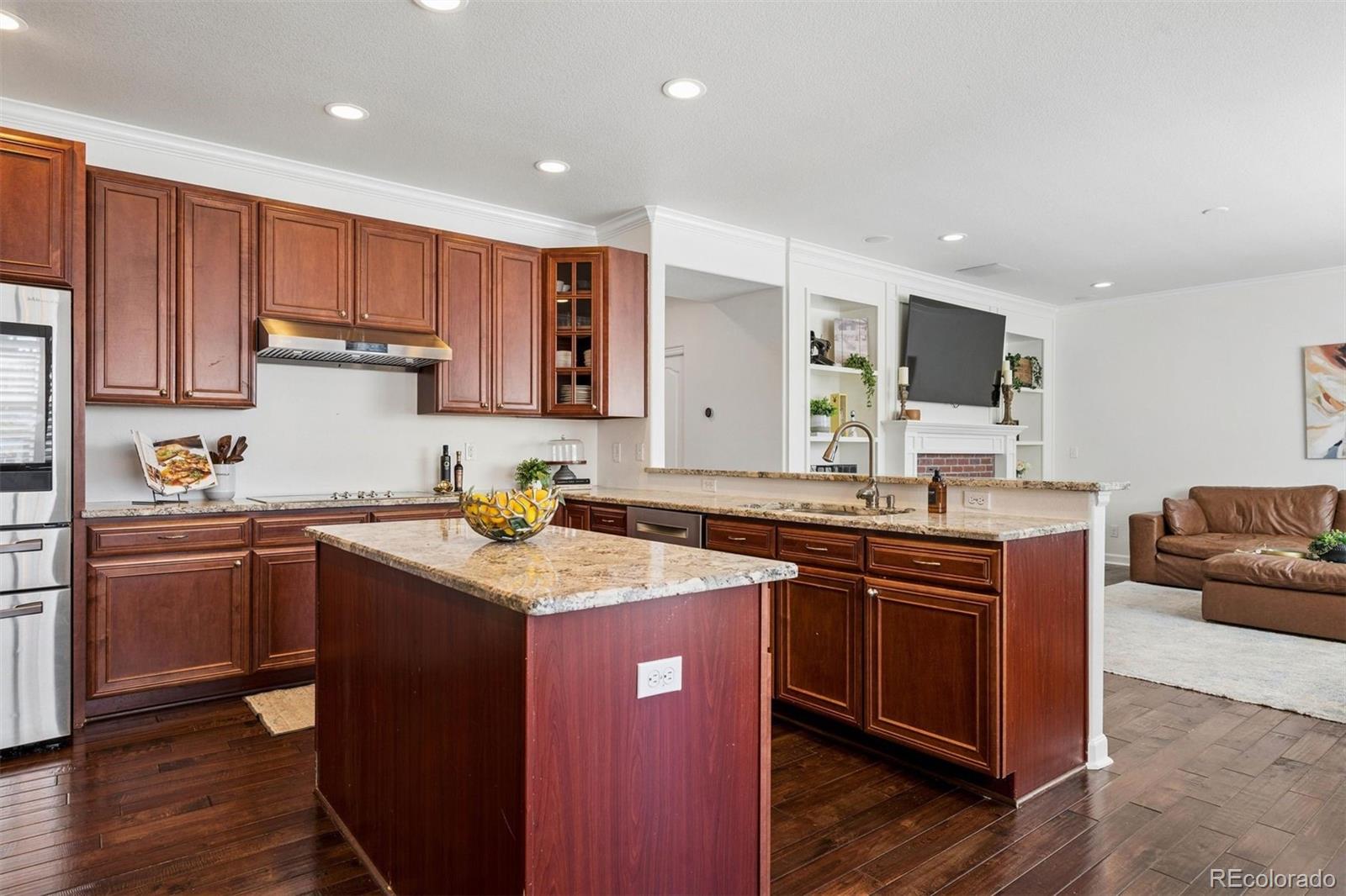 MLS Image #2 for 7694 s eaton park court,aurora, Colorado