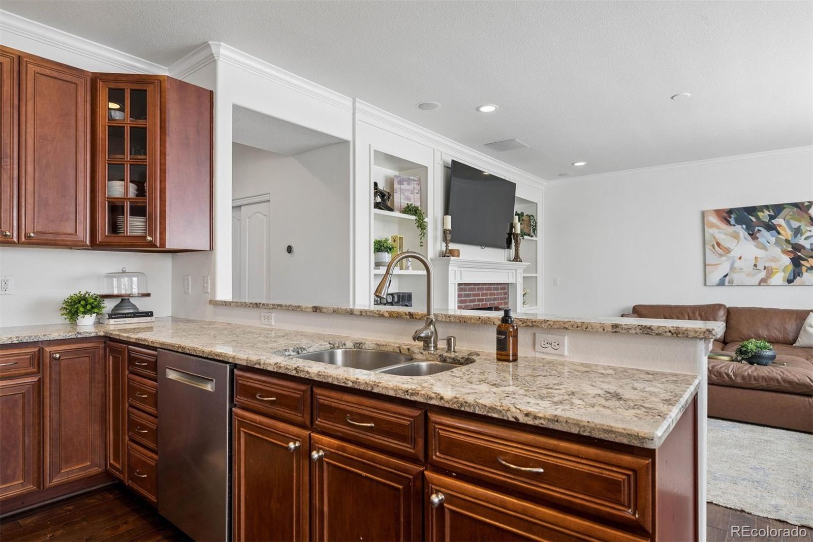 MLS Image #5 for 7694 s eaton park court,aurora, Colorado