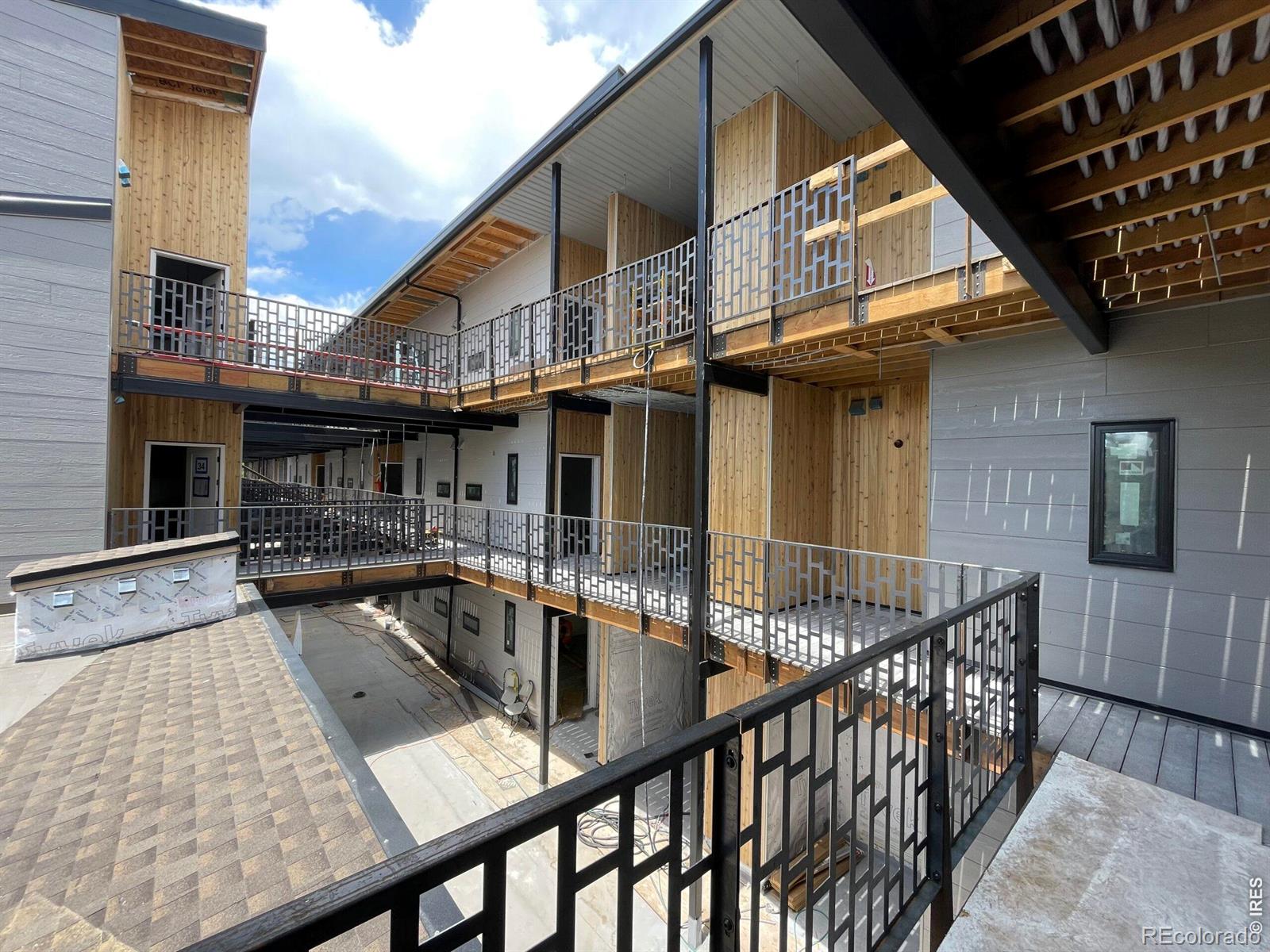 MLS Image #14 for 2301  pearl street,boulder, Colorado