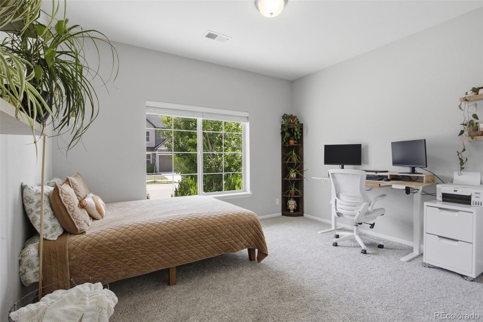 MLS Image #15 for 19037  randolph place,denver, Colorado