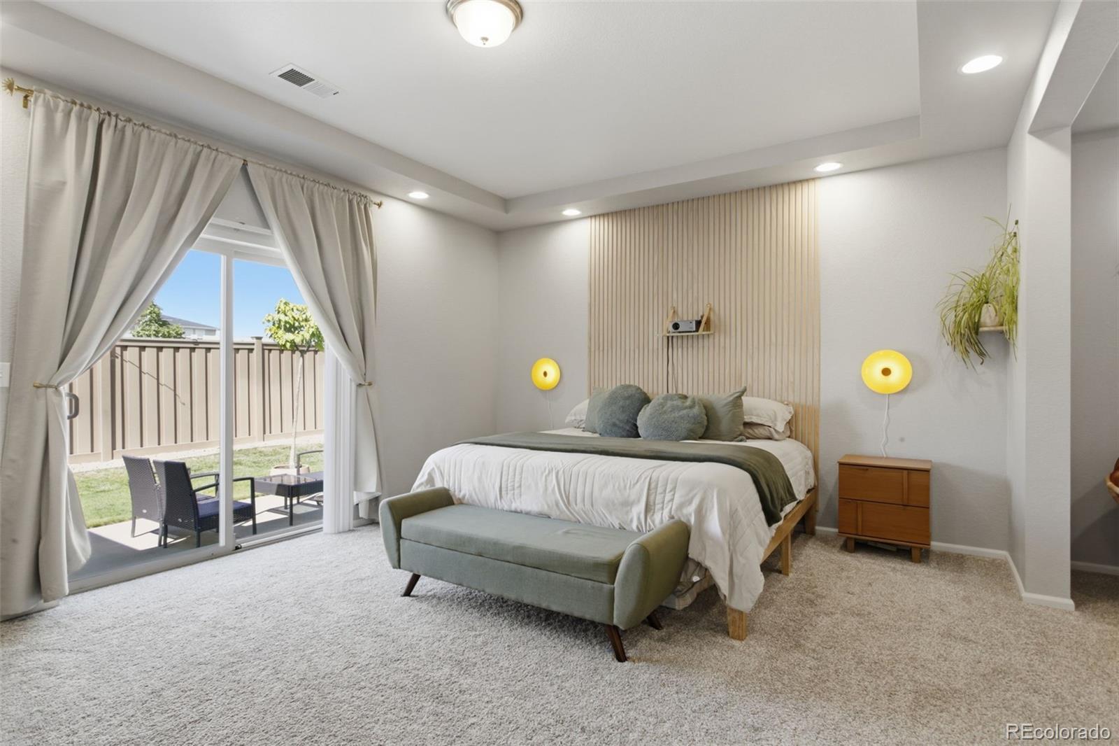 MLS Image #9 for 19037  randolph place,denver, Colorado
