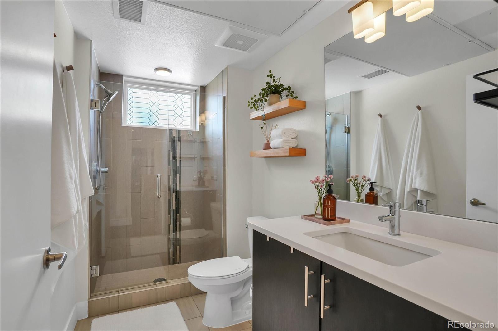 MLS Image #12 for 2374 s university boulevard,denver, Colorado