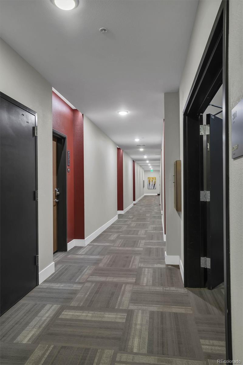 MLS Image #14 for 2374 s university boulevard,denver, Colorado