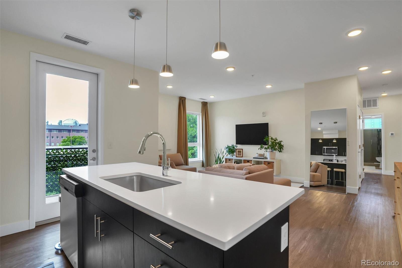 MLS Image #3 for 2374 s university boulevard,denver, Colorado