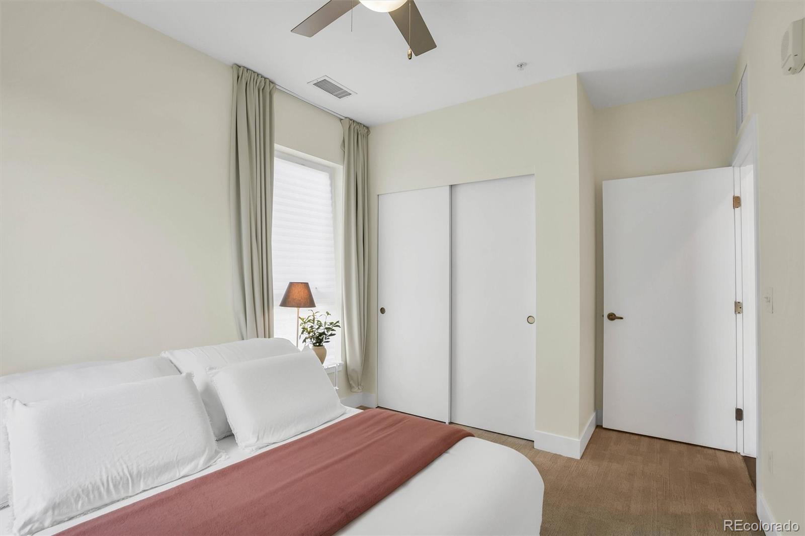 MLS Image #8 for 2374 s university boulevard,denver, Colorado