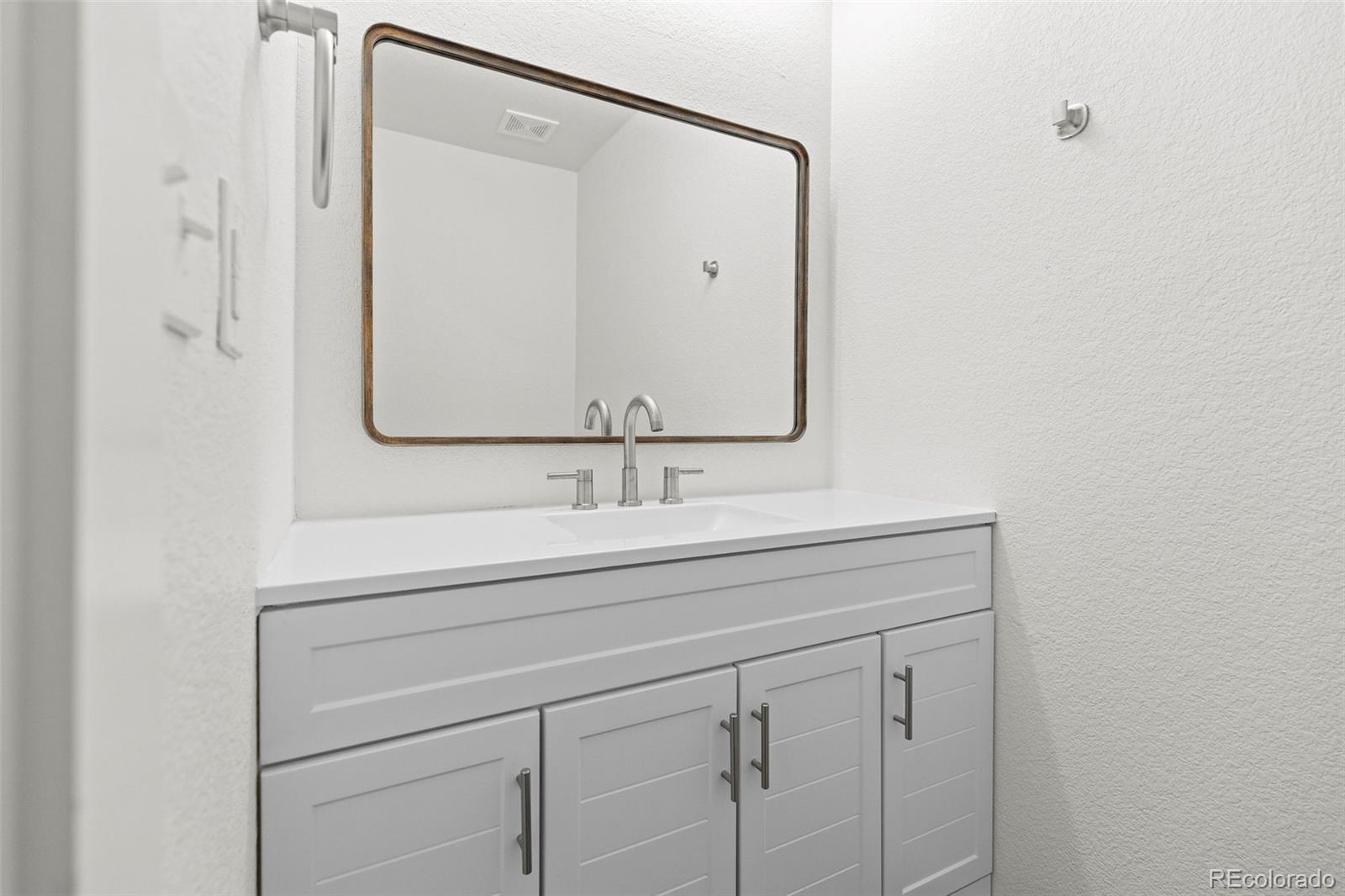 MLS Image #14 for 17308 e asbury circle,aurora, Colorado