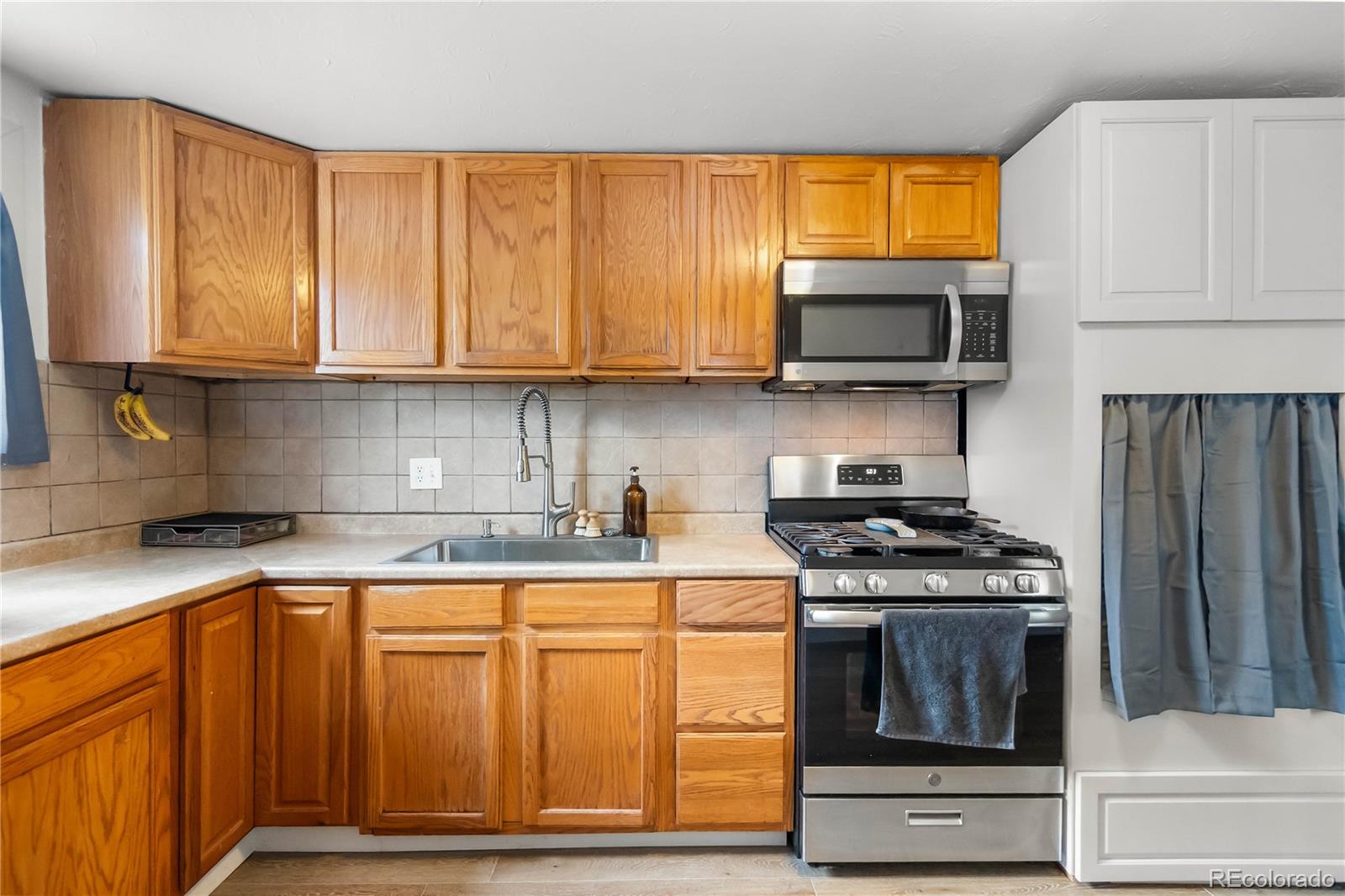 MLS Image #11 for 7491  locust street,commerce city, Colorado