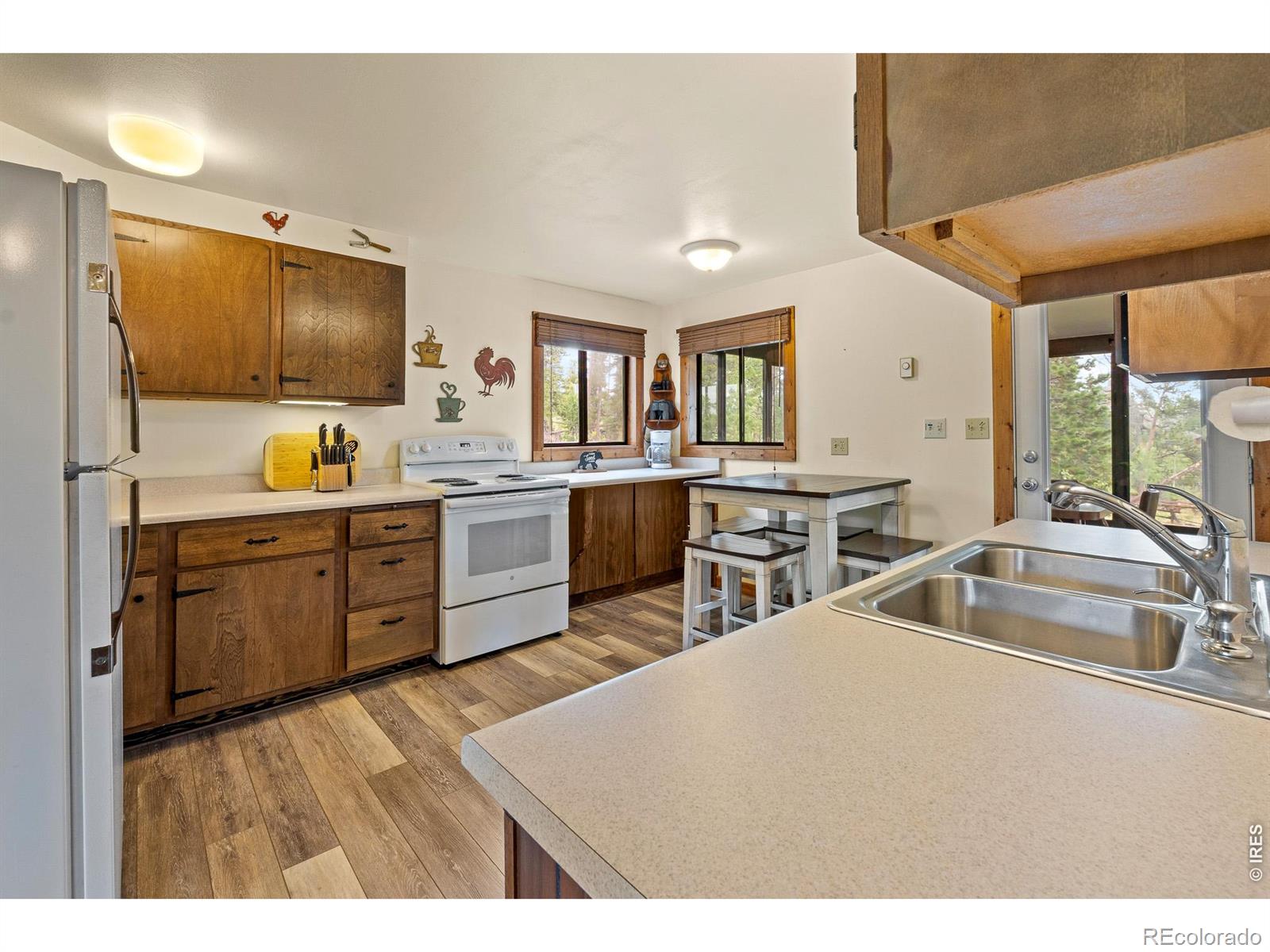 MLS Image #12 for 27  tewa court,red feather lakes, Colorado