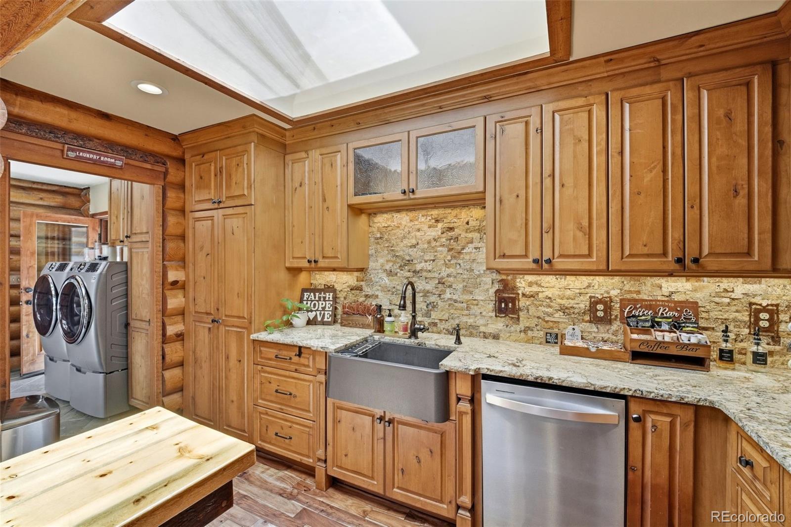 MLS Image #11 for 95 n sherwood glen,monument, Colorado
