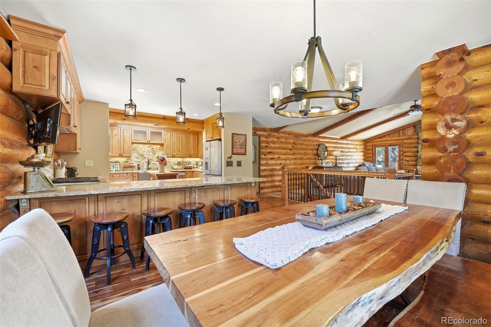 MLS Image #9 for 95 n sherwood glen,monument, Colorado
