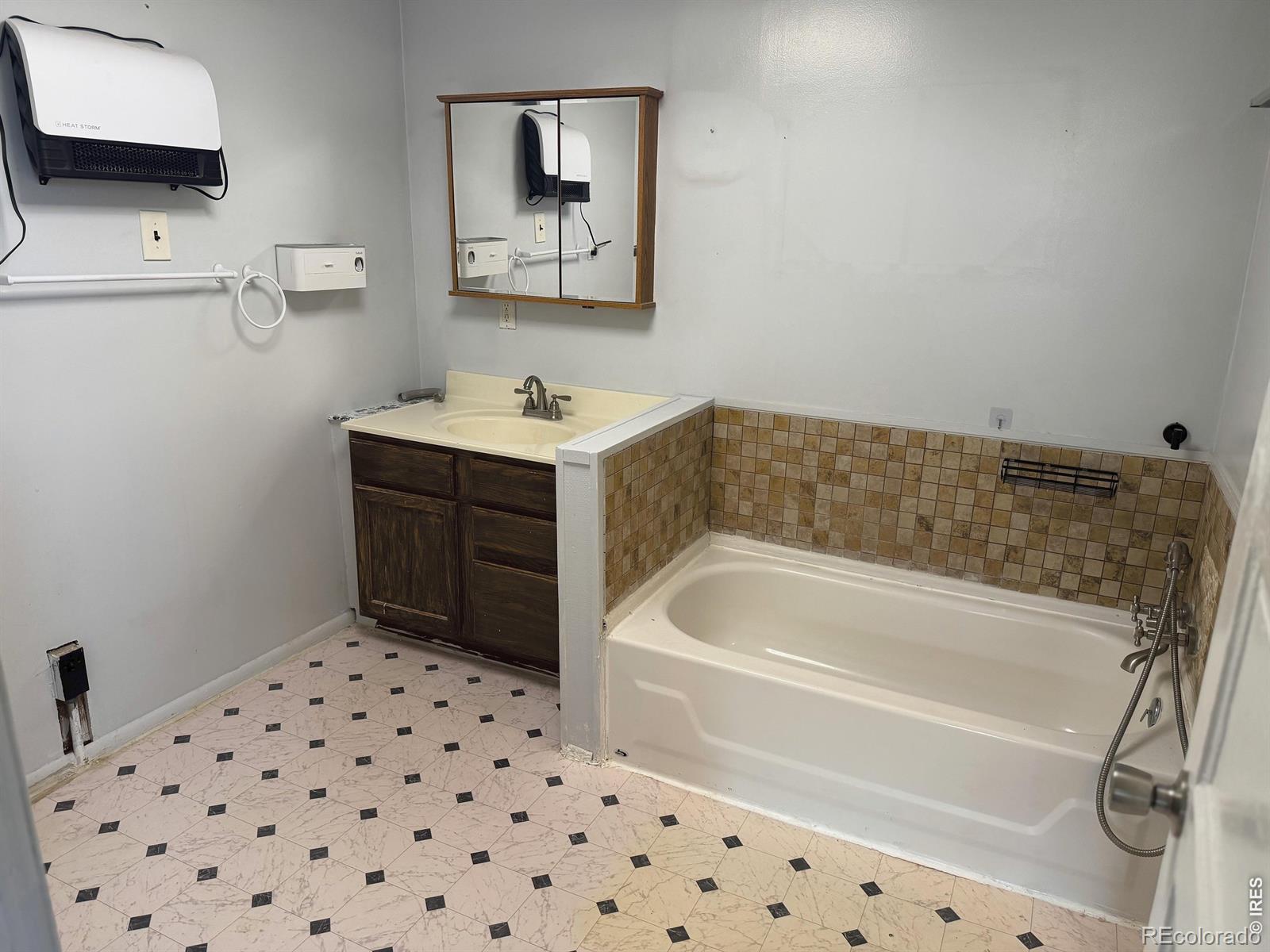 MLS Image #12 for 510  north street,peetz, Colorado