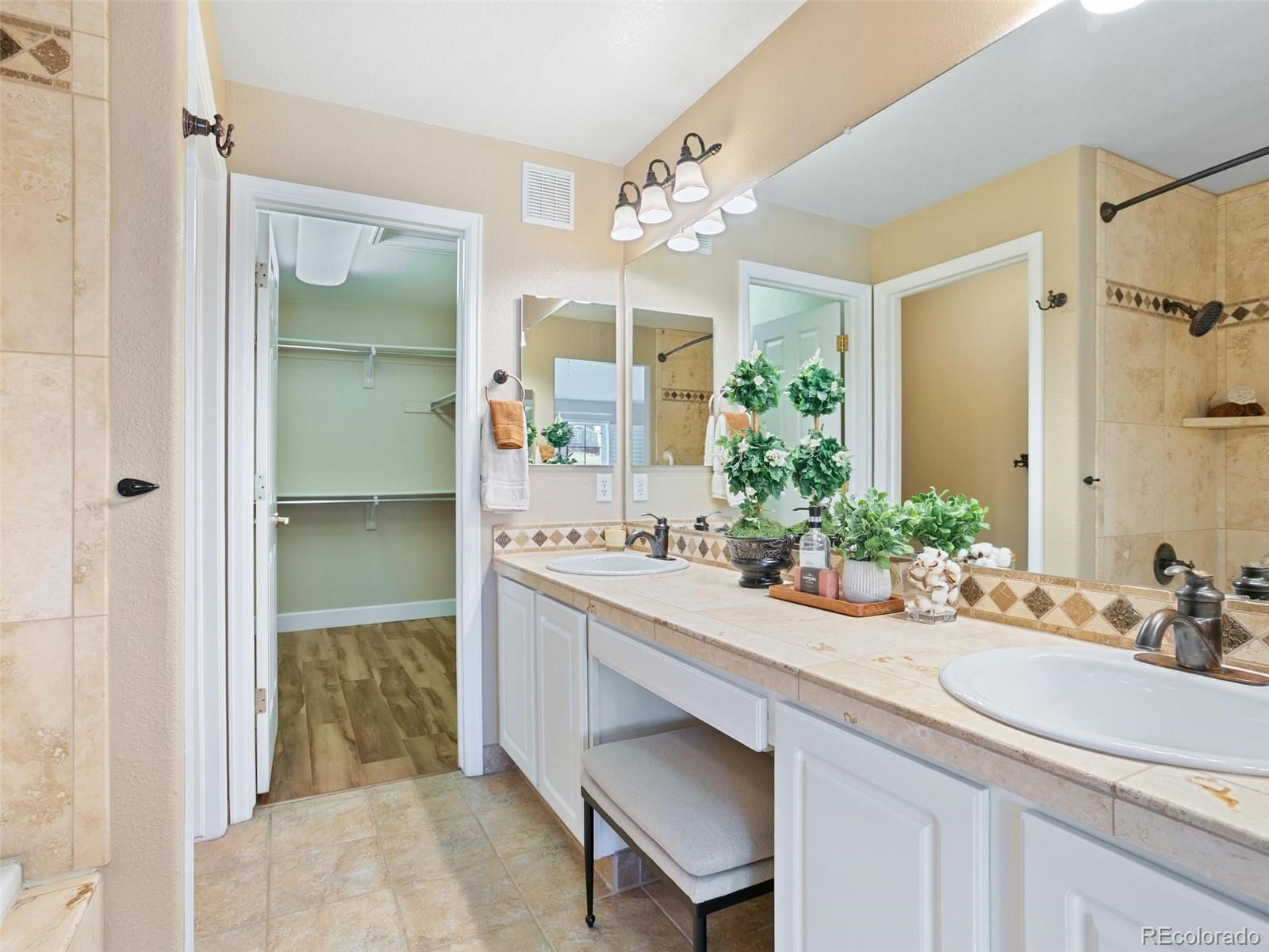 MLS Image #17 for 8166 s tempe court,aurora, Colorado