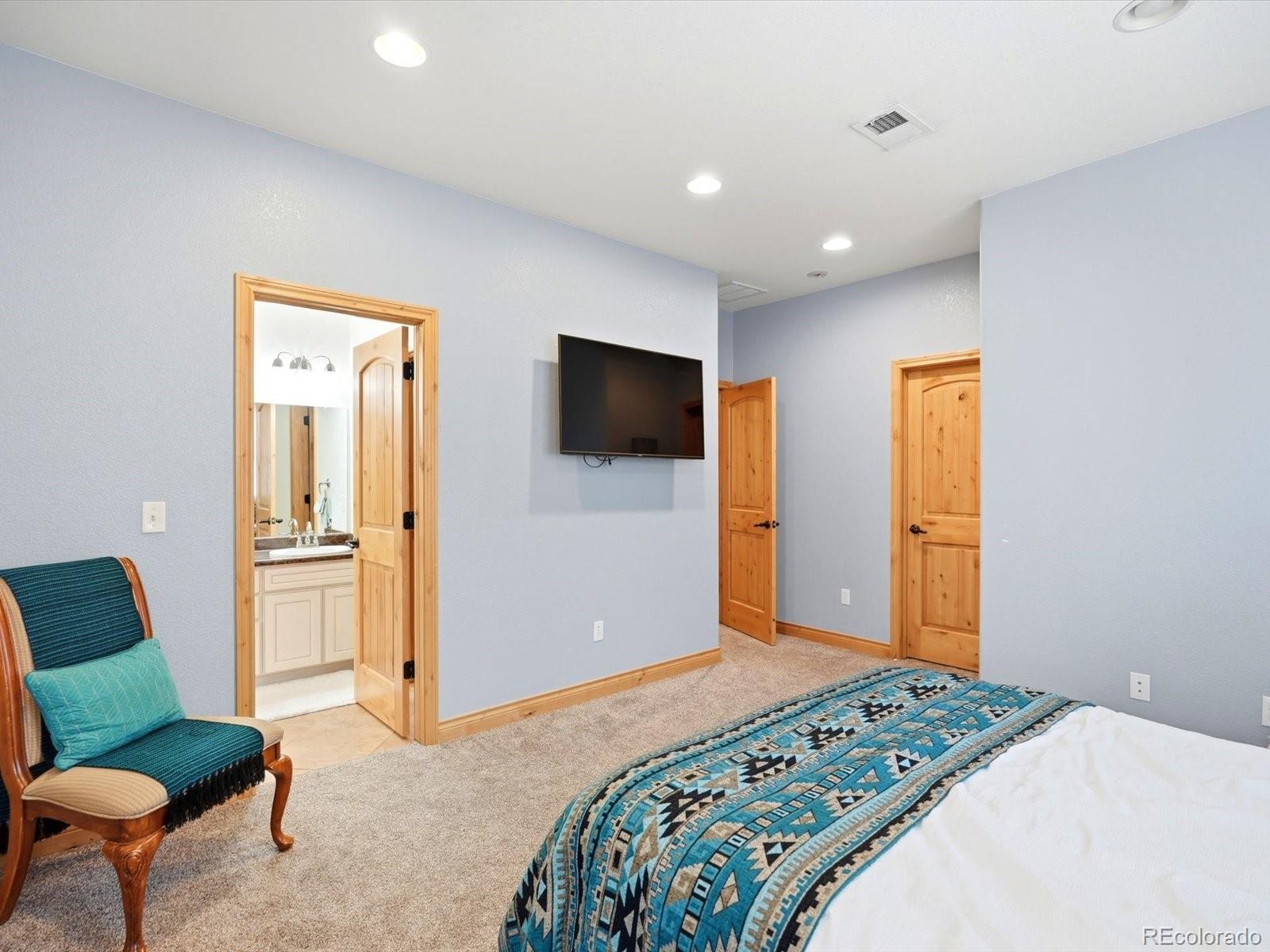 MLS Image #33 for 10215 w wesley drive,denver, Colorado