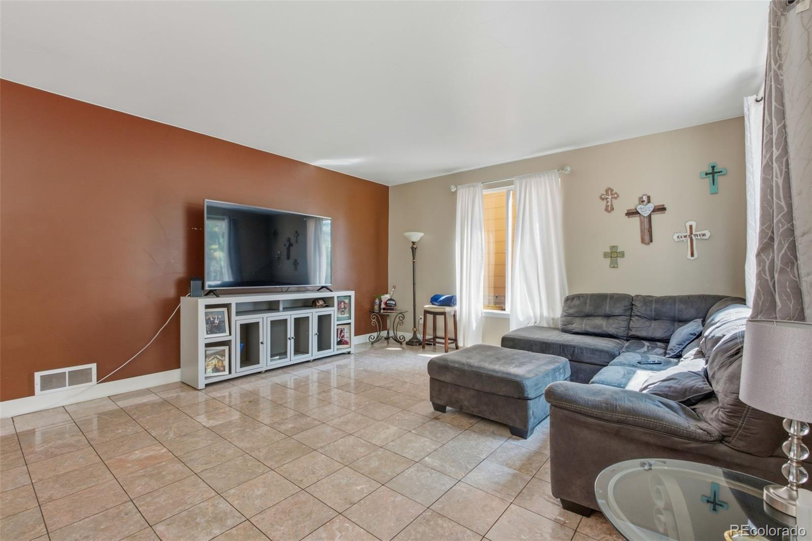 MLS Image #4 for 9618 e 113th avenue,henderson, Colorado