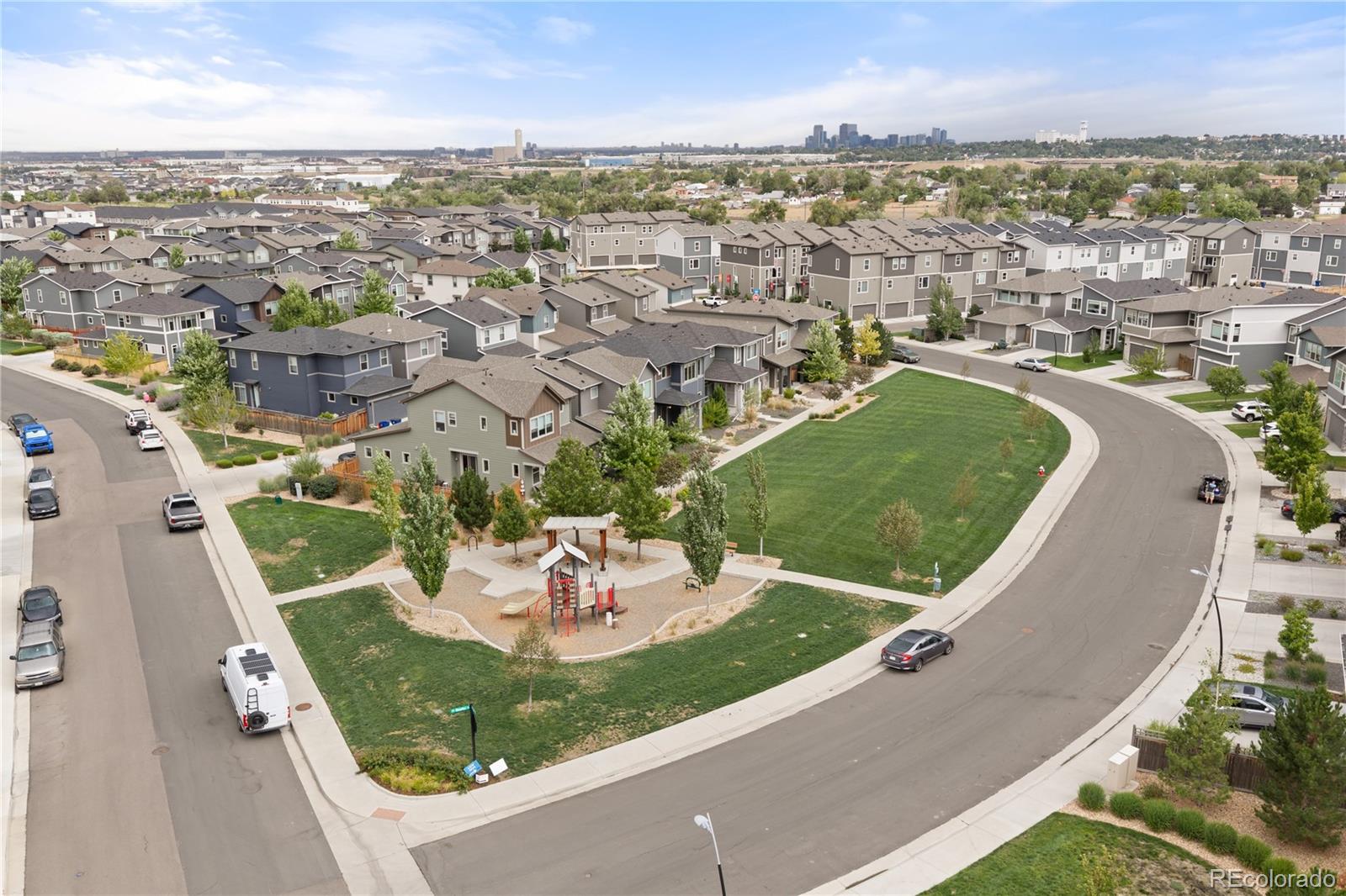 MLS Image #33 for 6852  canosa street,denver, Colorado