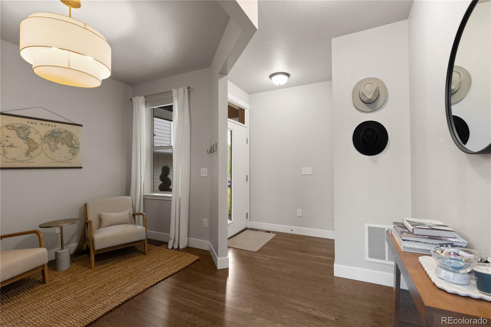 MLS Image #5 for 6852  canosa street,denver, Colorado