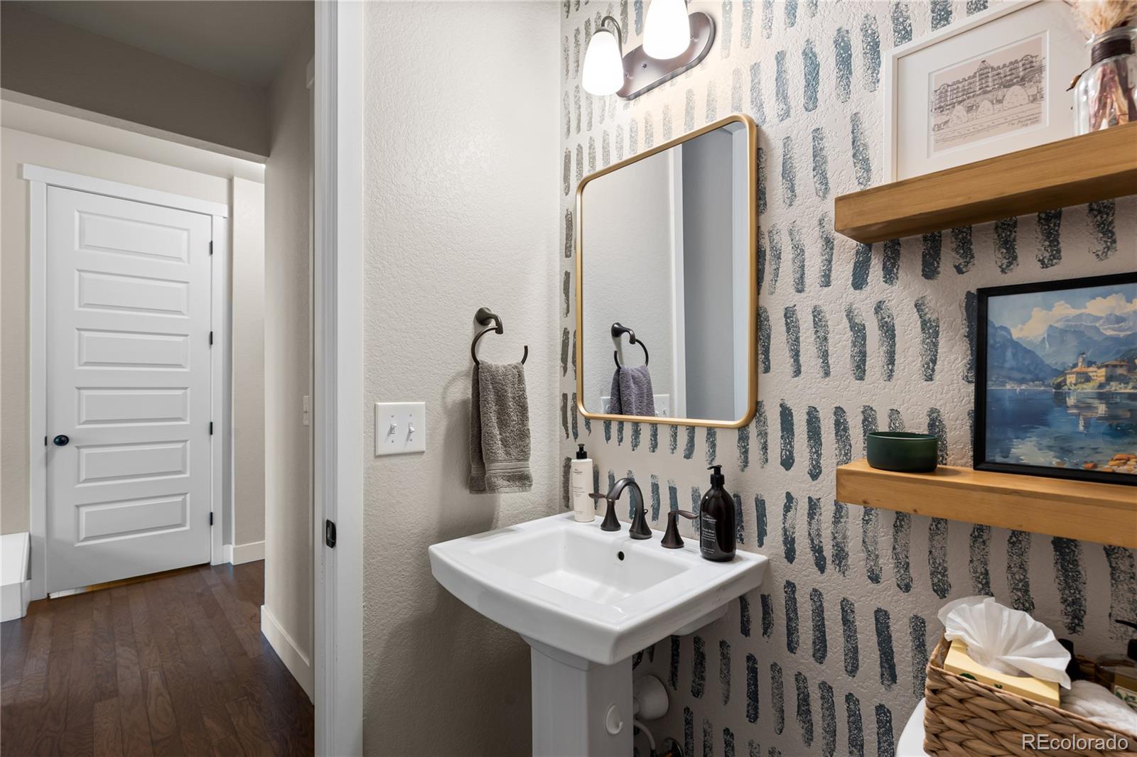 MLS Image #6 for 6852  canosa street,denver, Colorado