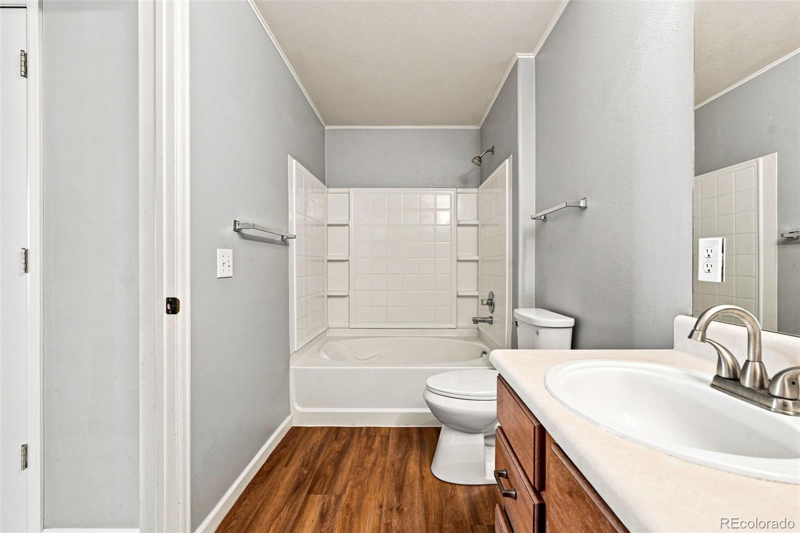 MLS Image #13 for 10091 e carolina drive,aurora, Colorado
