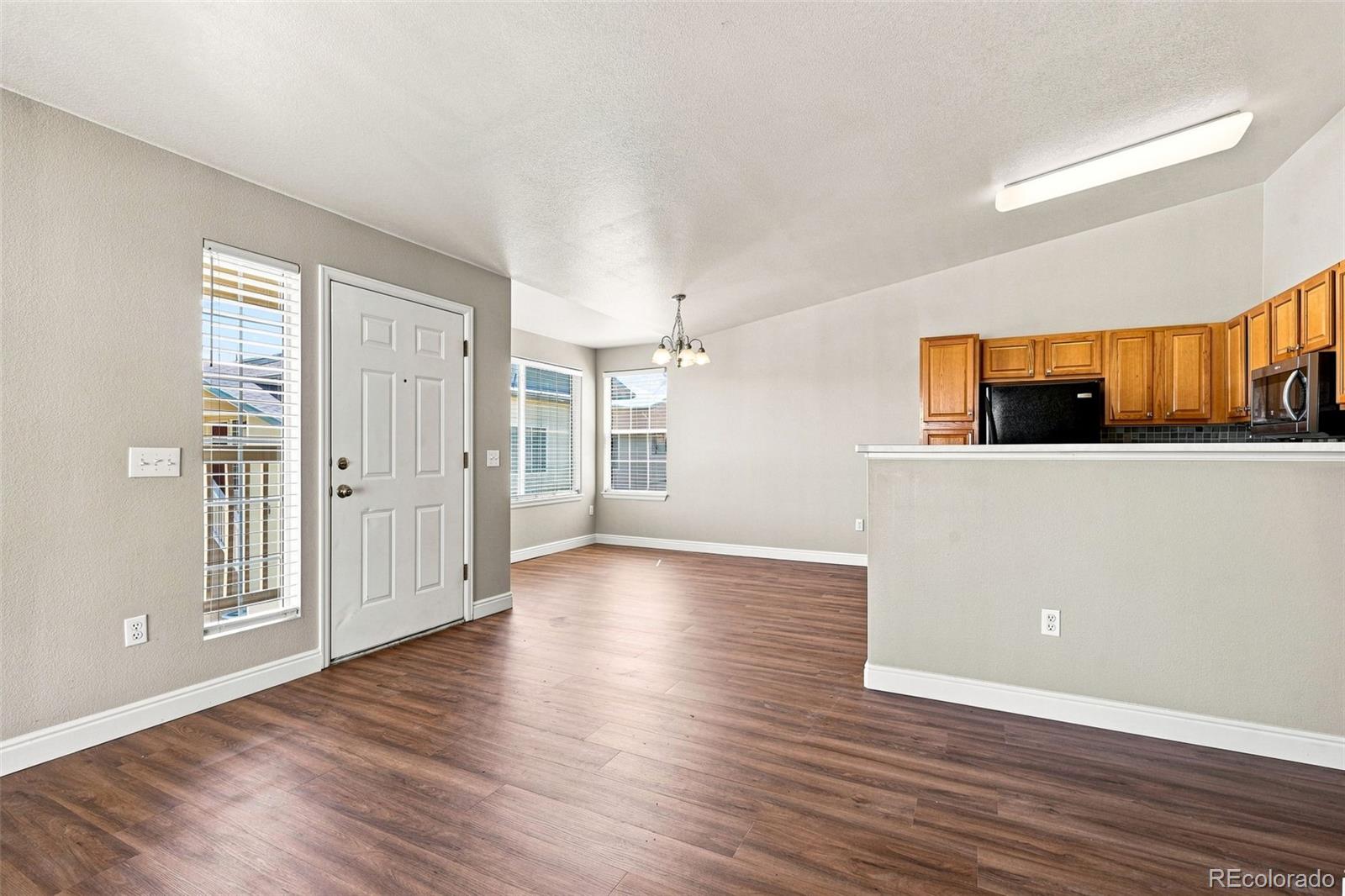 MLS Image #5 for 10091 e carolina drive,aurora, Colorado