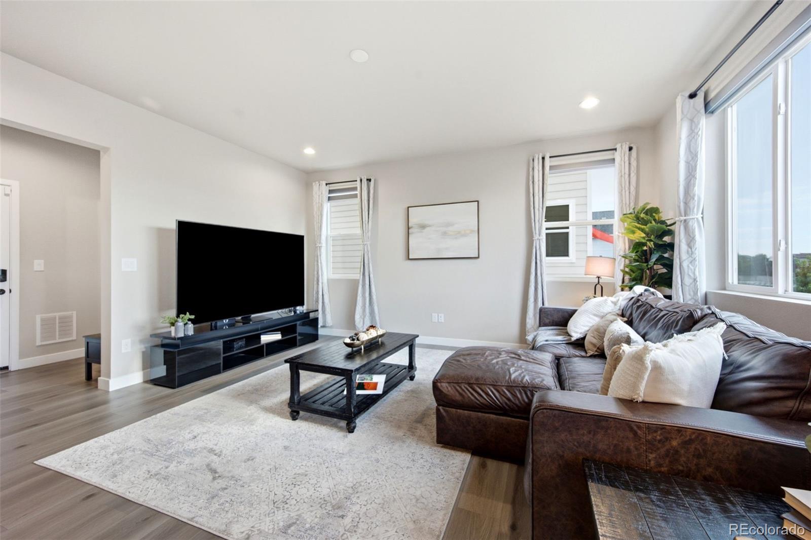 MLS Image #11 for 3938  ryedale way,colorado springs, Colorado