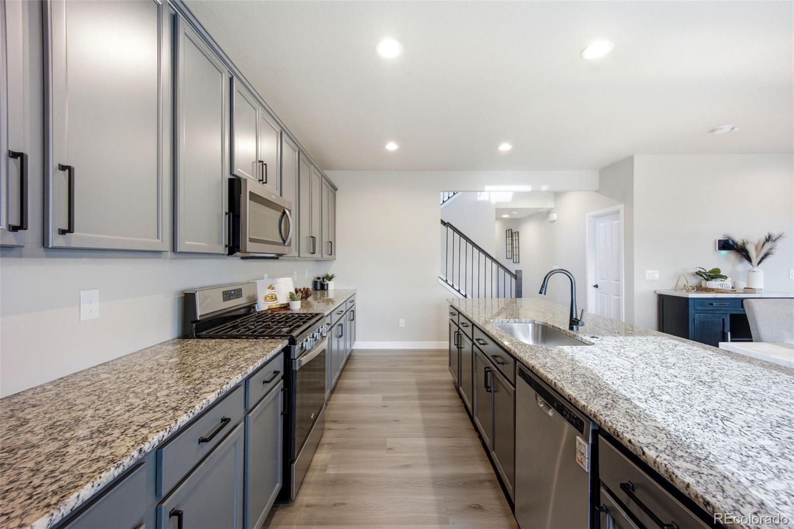MLS Image #5 for 3938  ryedale way,colorado springs, Colorado