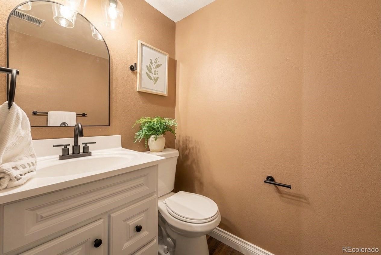 MLS Image #16 for 3792 s fenton way,denver, Colorado