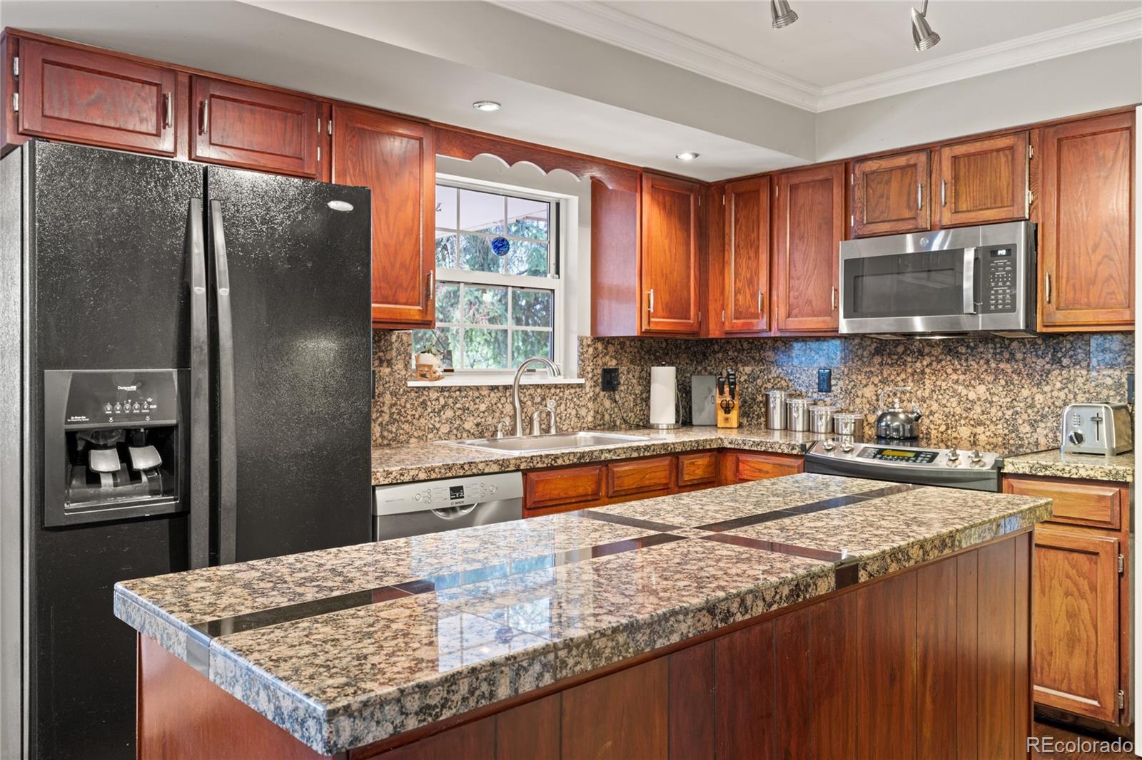 MLS Image #10 for 7191 s olive way,englewood, Colorado