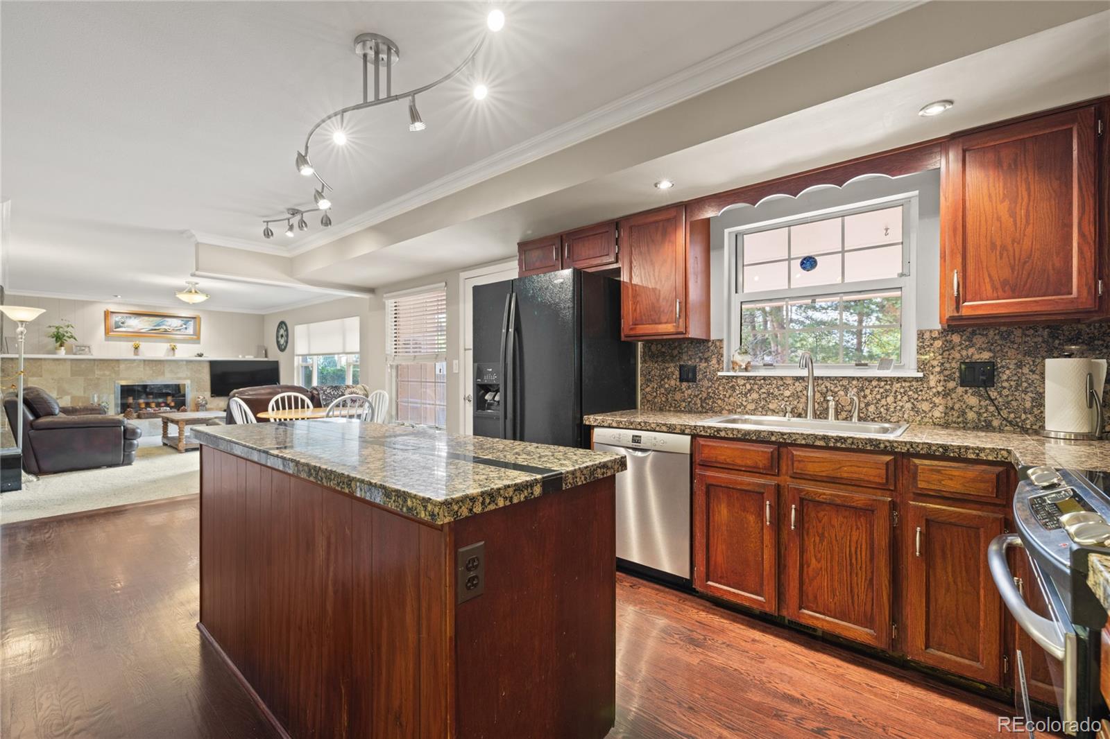MLS Image #13 for 7191 s olive way,englewood, Colorado