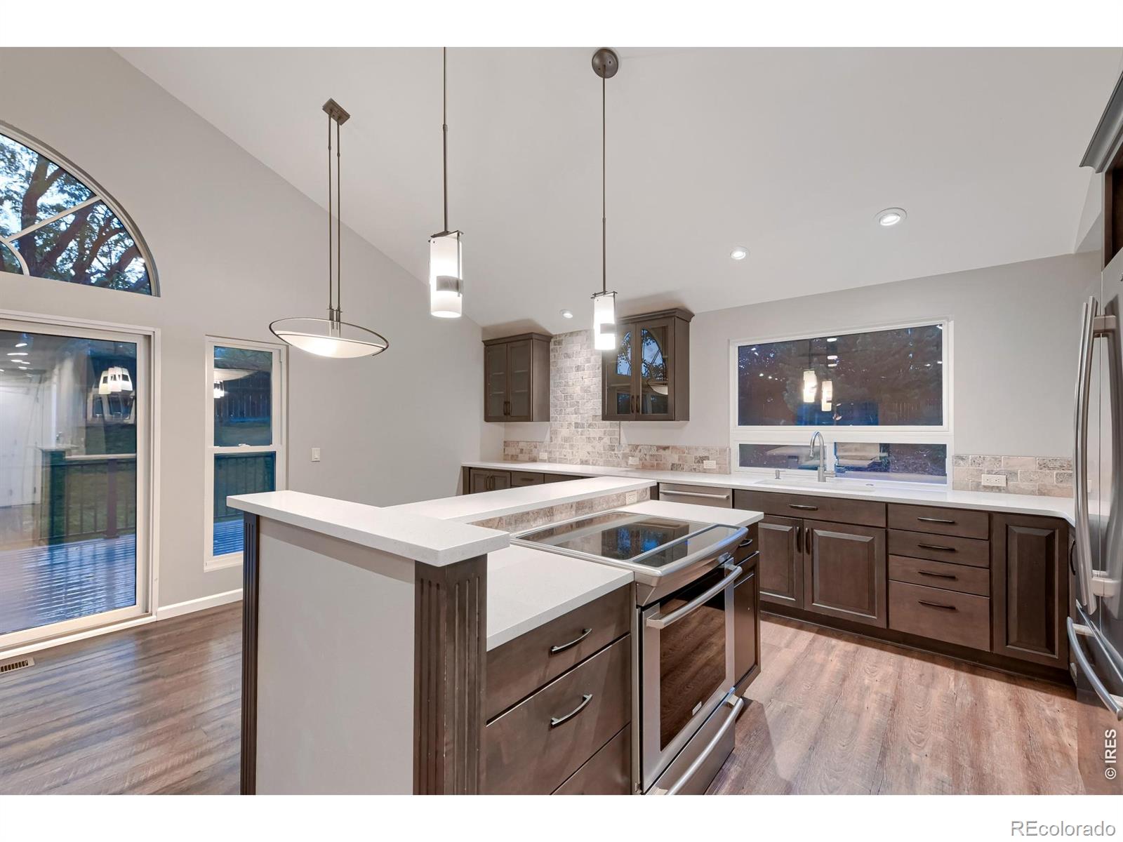 MLS Image #11 for 545  catalpa court,louisville, Colorado