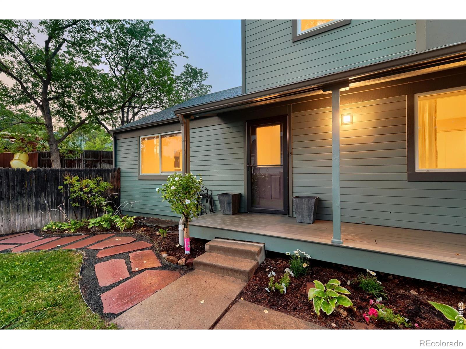 MLS Image #2 for 545  catalpa court,louisville, Colorado
