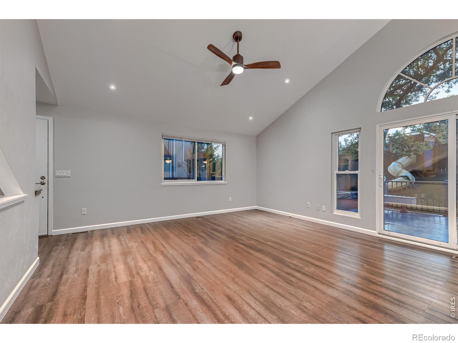 MLS Image #4 for 545  catalpa court,louisville, Colorado