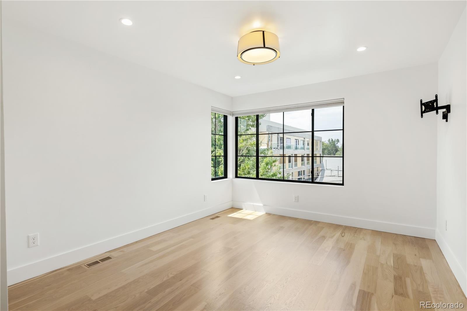 MLS Image #30 for 4165  stuart street,denver, Colorado