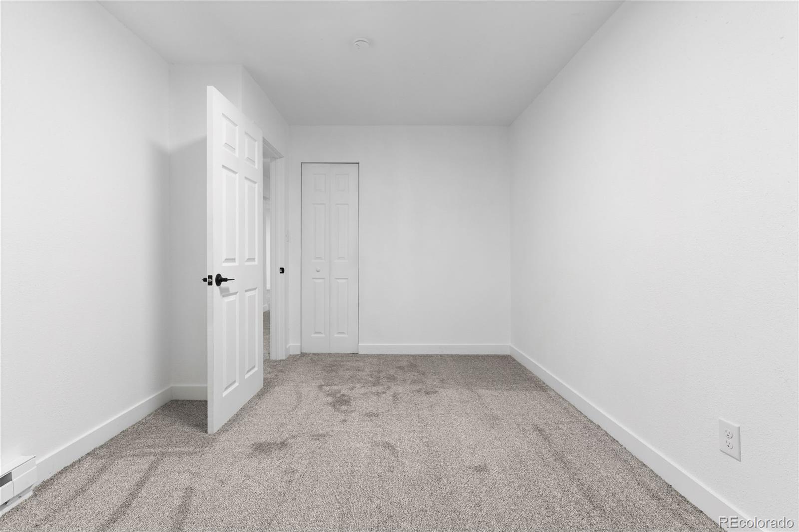 MLS Image #23 for 3864 s nucla street,aurora, Colorado