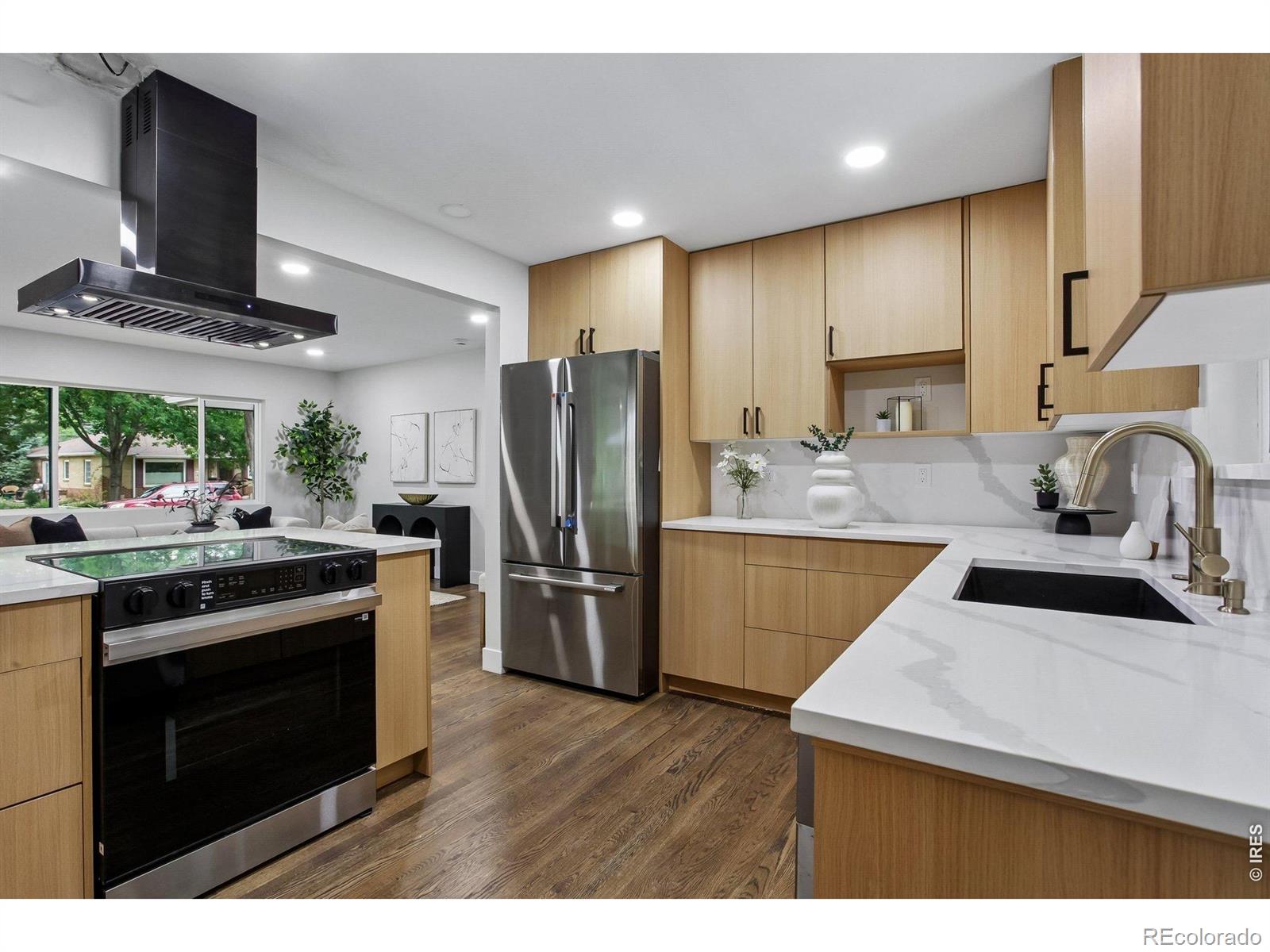 MLS Image #3 for 836  grant street,longmont, Colorado