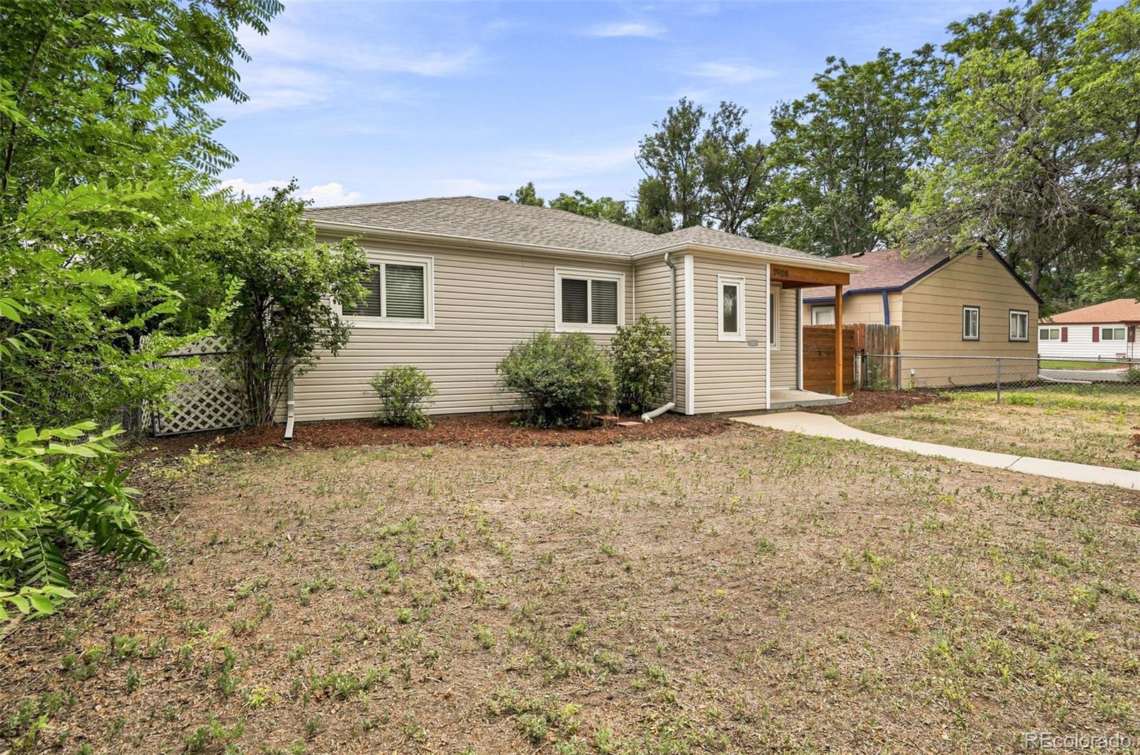 MLS Image #1 for 1908  akron street,aurora, Colorado